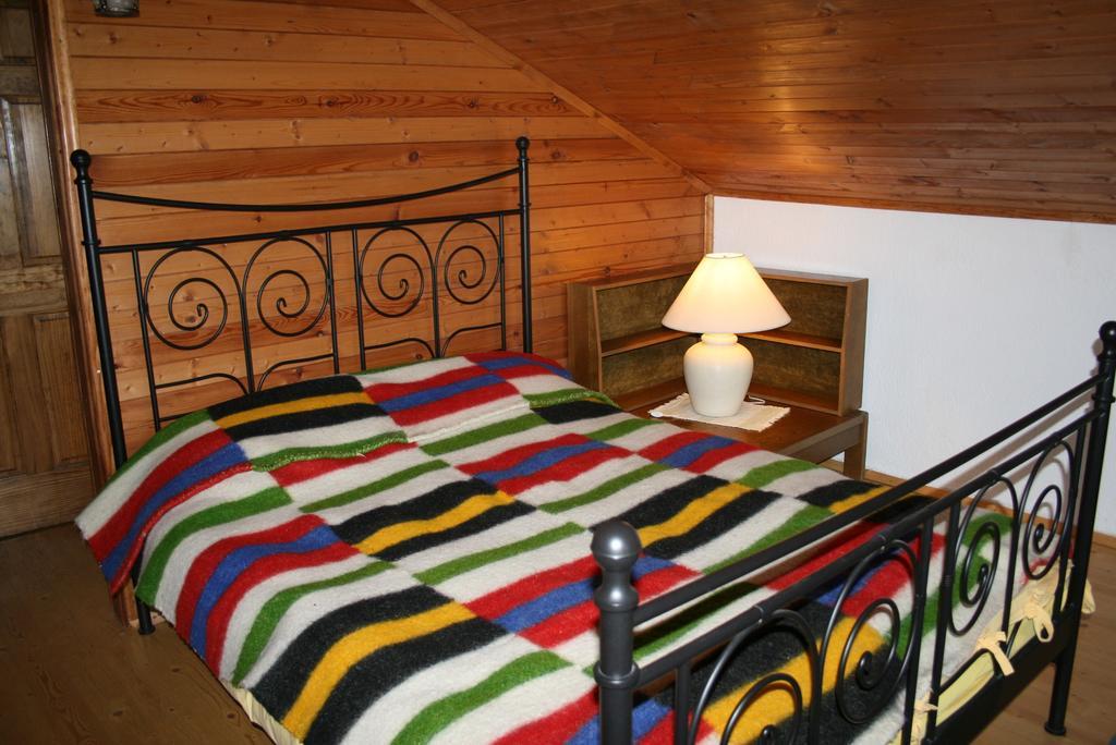 Guest House Kamenik Yagodina Quarto foto